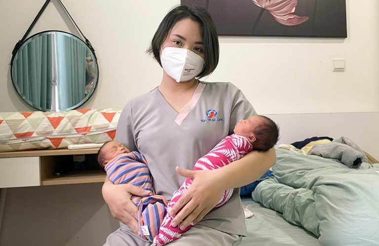 Điều dưỡng viên của trung tâm chăm sóc sức khỏe mẹ và bé Vạn Phúc Care