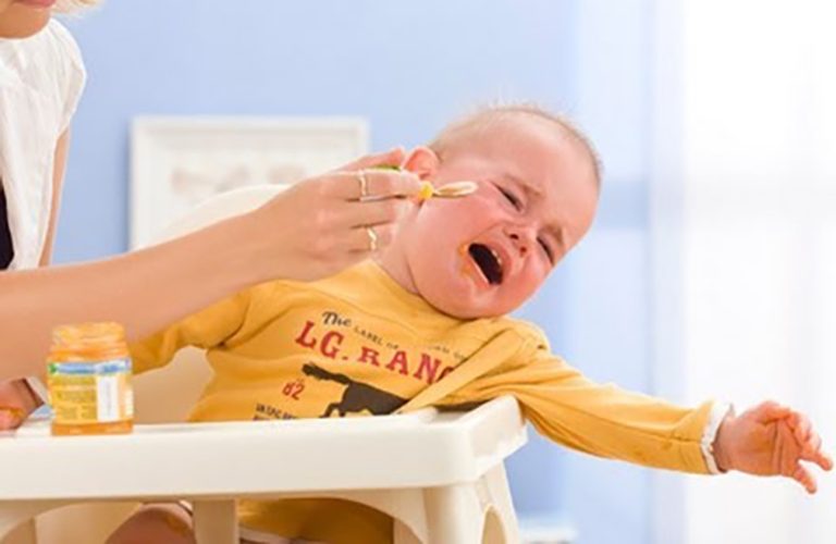 trẻ biếng ăn có thể khiến trẻ bị suy dinh dưỡng.