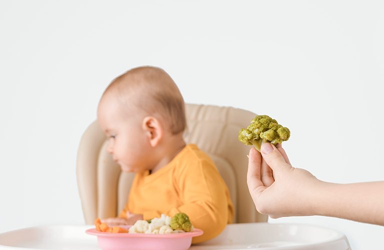 Trẻ sơ sinh từ chối ăn bông cải xanh