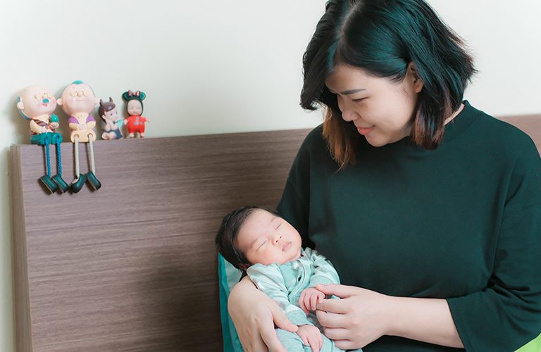 Mẹ và bé